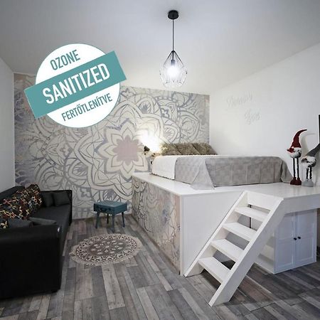 Standard Apartment By Hi5 -Akacfa 57 Budapest Eksteriør bilde